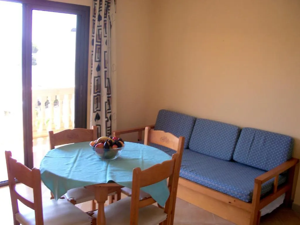 Apartamentos Triton Cala Ratjada  Spain