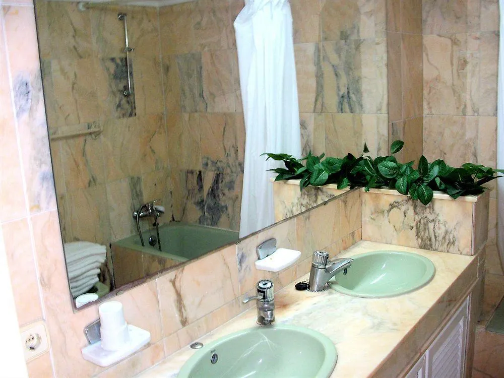 Hotel Apartamentos Triton Cala Ratjada