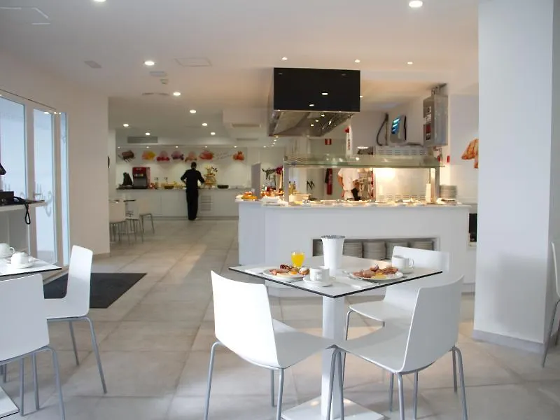 Hotel Apartamentos Triton Cala Ratjada