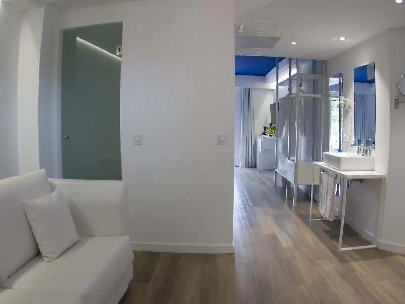 Apartamentos Triton Cala Ratjada  4*, Cala Ratjada (Mallorca)