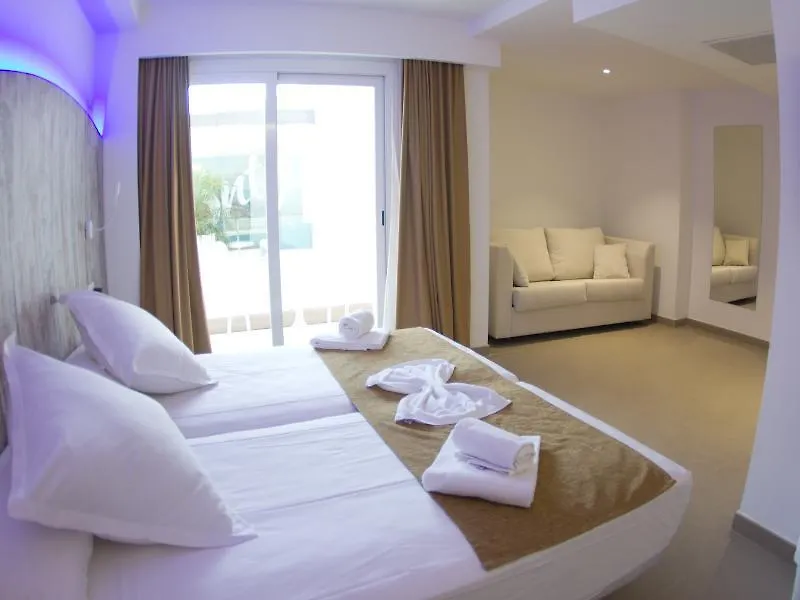 Apartamentos Triton Cala Ratjada  Cala Ratjada (Mallorca)